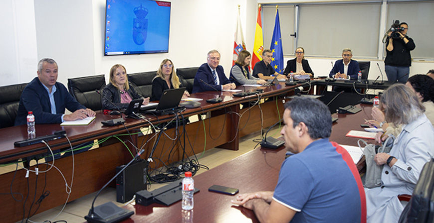 Representantes de instituciones cntabras se unen para coordinar la ayuda a los afectados por la dana