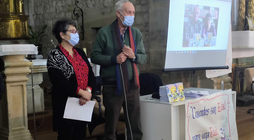 Requejo acogi la presentacin del libro 'Cuentos sin edad para una edad sin cuentos'