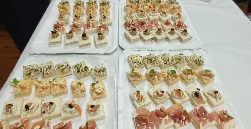 Requejo acogi un taller de cocina navidea organizado por el programa Viernes