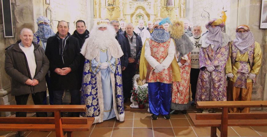 Requejo celebra el D�a de Reyes con tradici�n, m�sica y participaci�n vecinal