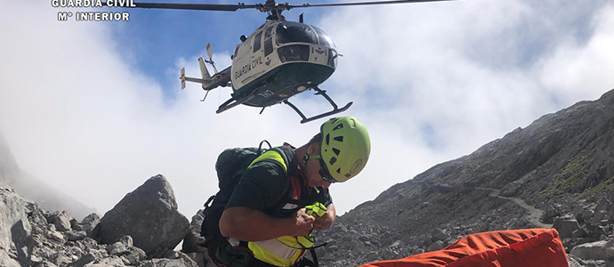 Rescatan a una senderista accidenta a 2.300 metros de altura en Picos de Europa
