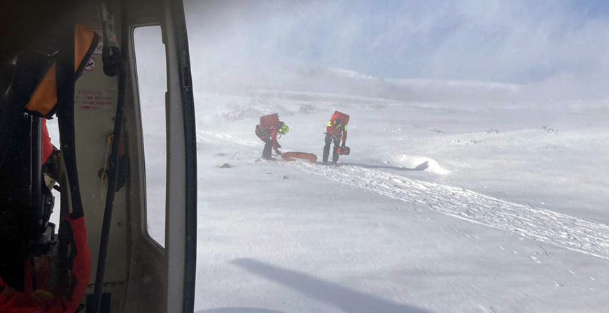 Rescatado en helicptero un montaero desvanecido en Palombera