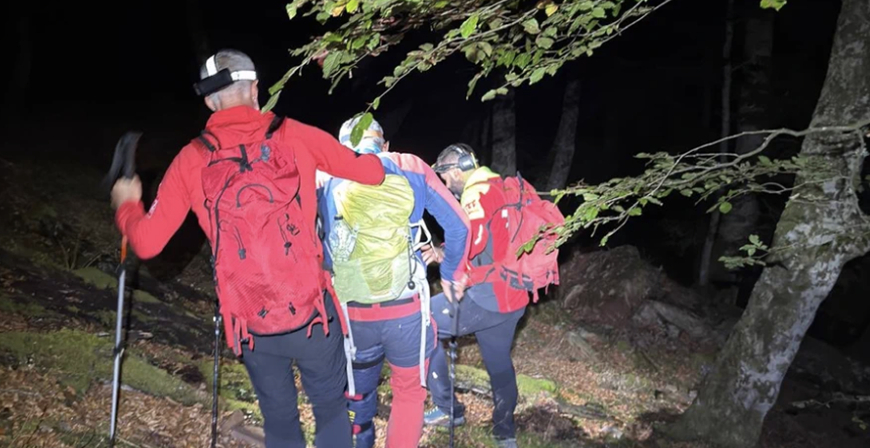Rescatado un senderista en el Pozo del Amo tras sufrir una lesi�n de rodilla 