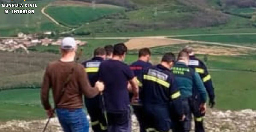 Rescatado un vecino de Cantabria que perdi el control de su parapente en el norte de Palencia