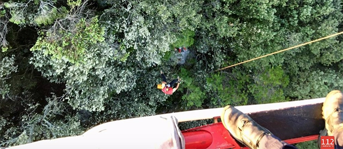 Rescatados en helicptero dos senderistas en el monte Buciero