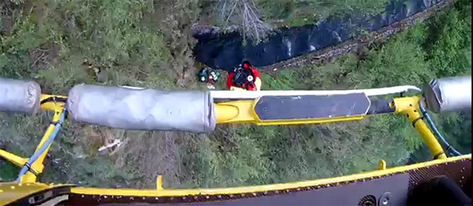 Rescatan a dos senderistas perdidos en la canal de Reinuevo