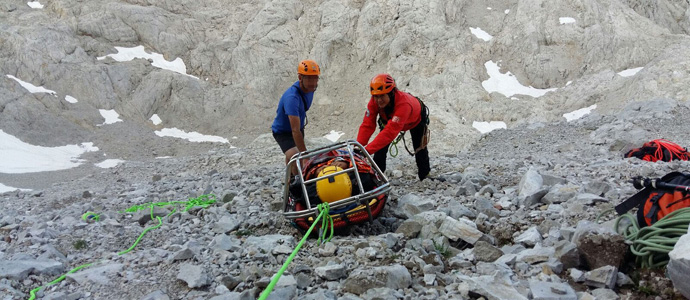 Rescatan a un escalador herido en Picos de Europa