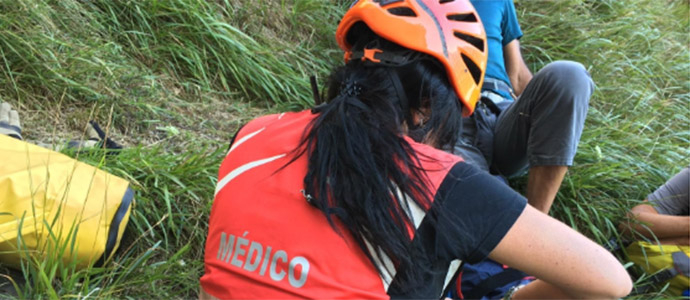 Rescatan a un escalador con posible fractura de tobillo en la va Antimateria, en Cillorigo de Libana 