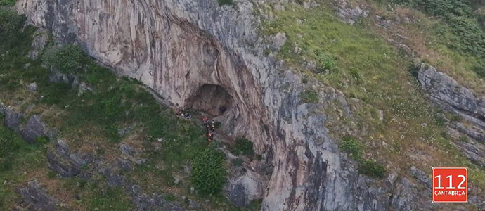 Rescatan a una escaladora con una reaccin alrgica por picaduras de avispa asitica en Saltacaballos