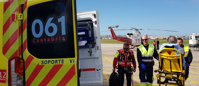 Rescatan a un senderista con posible fractura de tobillo en Vega de Pas