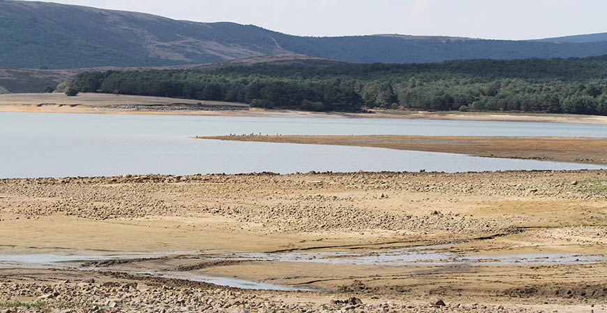 Las reservas del Embalse del Ebro bajan hasta los 175,4 hectómetros cúbicos