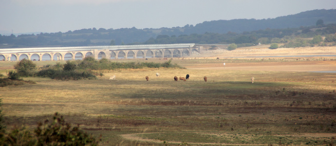 Las reservas del Pantano del Ebro bajan al 28 por ciento