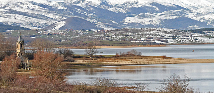 Las reservas del Pantano del Ebro se acercan al 50%