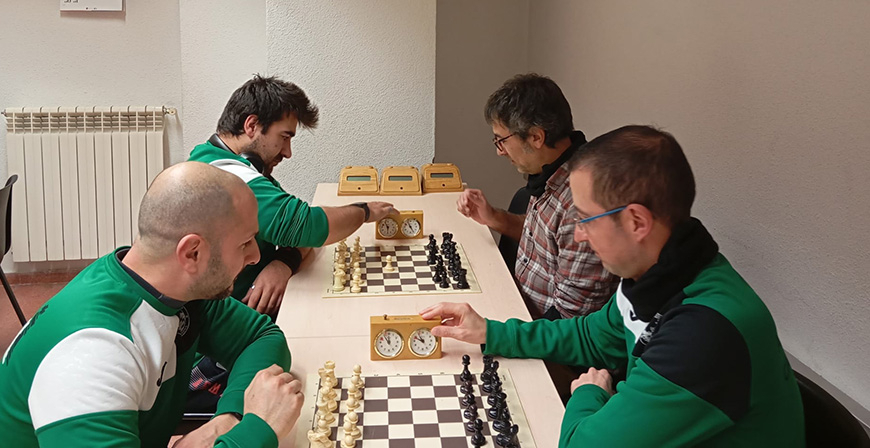 Resultados dispares para el ajedrez campurriano en la cuarta jornada liguera