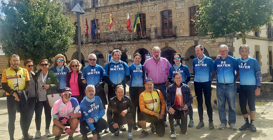 El reto Be water para visibilizar el cncer recorre Campoo en su primera etapa