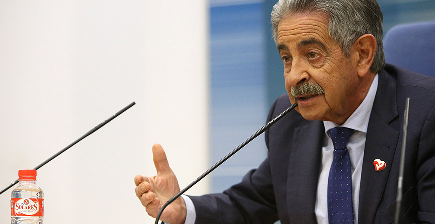 Revilla acepta la dimisin de Gochicoa aunque defiende su honorabilidad