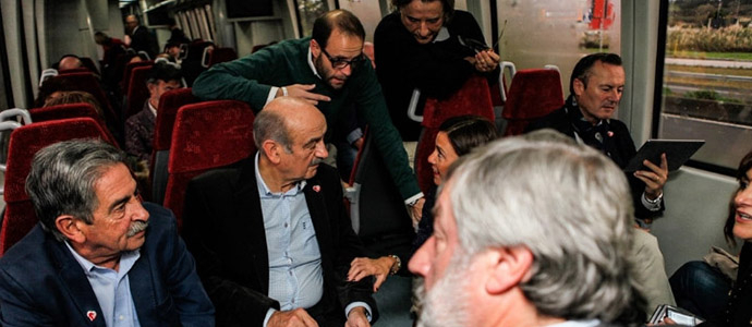 Revilla afirma que el tren Santander-Bilbao ser 
