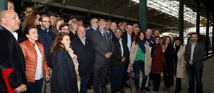 Revilla afirma que el tren Santander-Bilbao ser 