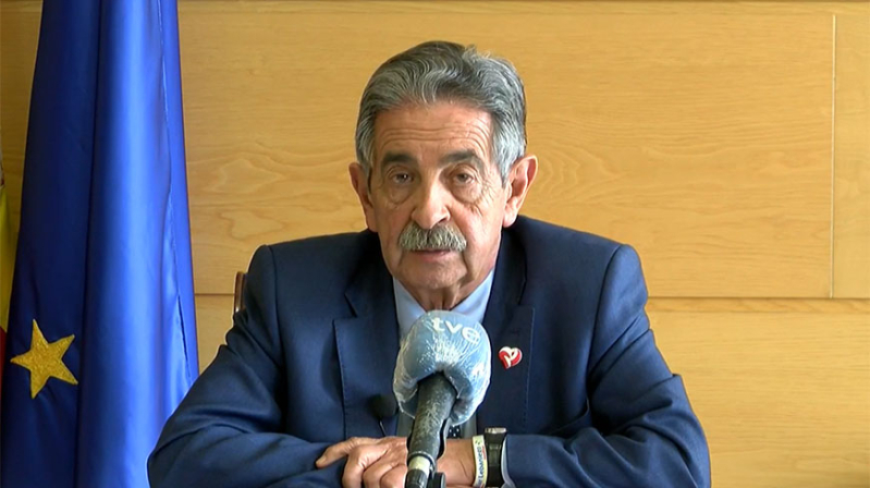 Revilla anuncia que el Gobierno Cantabria facilitar mascarillas a toda la poblacin