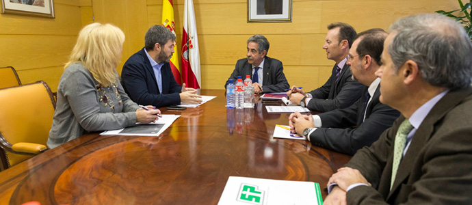 Revilla apoya a policas nacionales y guardias civiles en sus reivindicaciones de equiparacin salarial y de derechos