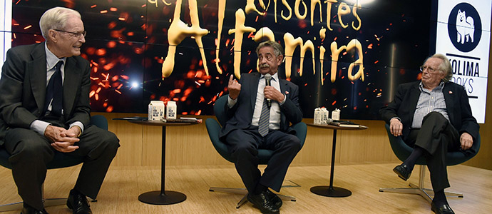 Revilla asiste en Madrid a la presentacin del libro Los bisontes de Altamira', de Alberto Vzquez-Figueroa