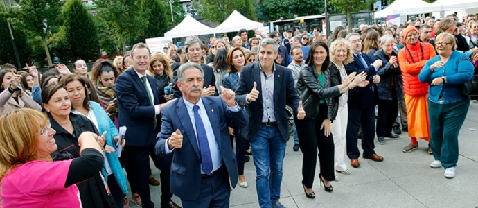 Revilla muestra su apoyo para que la enfermedad mental tenga 