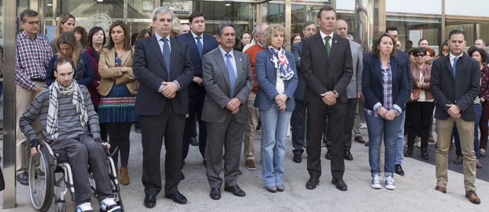 Revilla llama a la unidad de todos los ciudadanos ante la amenaza del terrorismo