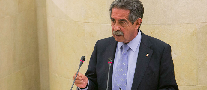 Revilla presenta un Gobierno 