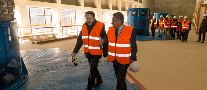 Revilla se muestra 