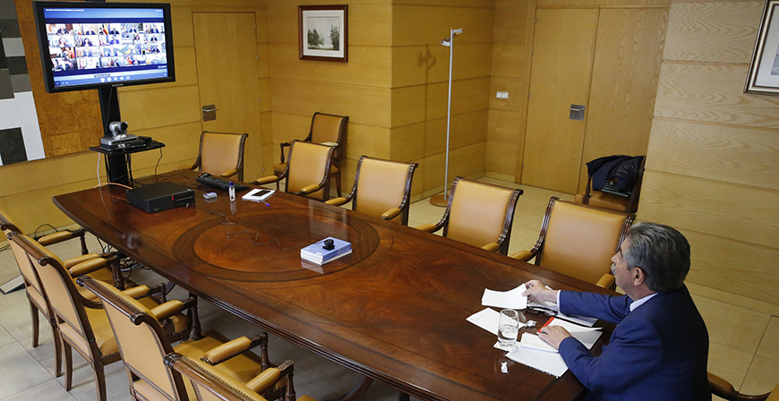 Revilla traslada a Snchez un escrito con sus propuestas para estimular la economa y apoyar al sector primario