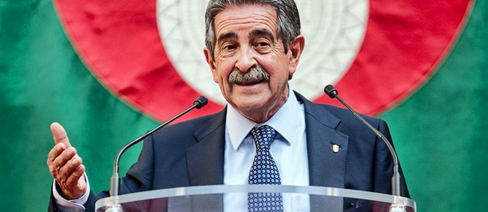 Revilla vuelve a reclamar que el AVE llegue 