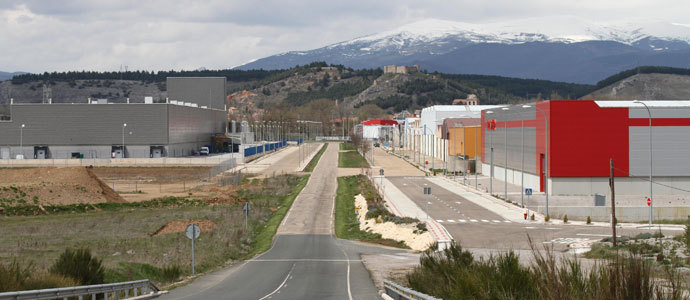 Roban en una nave de Aguilar de Campoo y lo intentan en otras cuatro