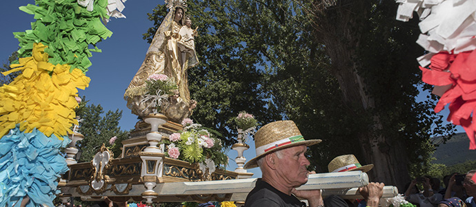  Rocamundo honrar a la Virgen de la Velilla