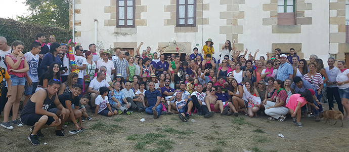 Rocamundo honr a la Virgen de la Velilla