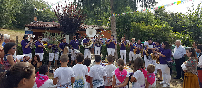 Rocamundo honr a la Virgen de la Velilla