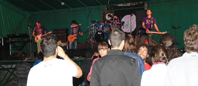 El rock and roll abri las fiestas de Matamorosa
