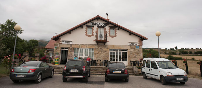 Ronda, piteros y muchos amigos en la reapertura del Hotel-Restaurante Los Valles