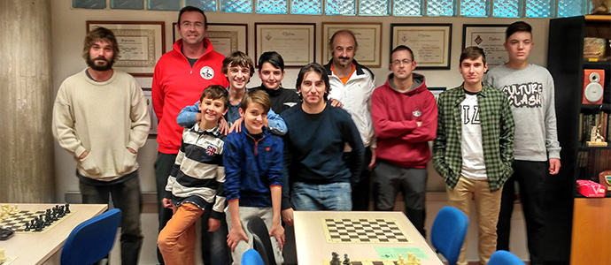 Rubn Garcia, lder en solitario del Memorial Pablo Fernndez Vielba de Ajedrez