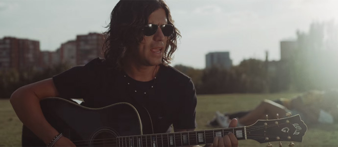 Rulo y la Contrabanda estrena 'Me gusta', el nuevo videoclip