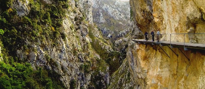 La Ruta del Cares, a vista de dron
