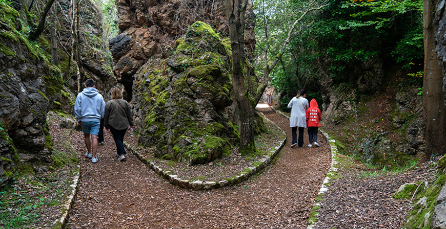 Rutas guiadas y experiencias gratuitas para disfrutar del Da Mundial del Turismo en Cantabria