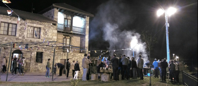San Miguel de Aguayo festej a su patrn