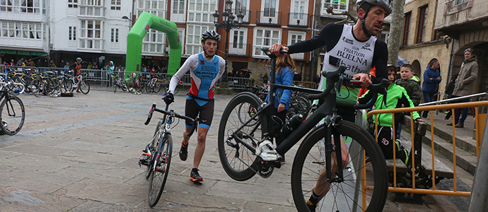 Sandra Antn y Miguel ngel Urrutia conquistan el duatln de Reinosa