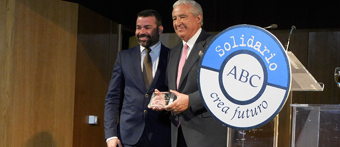 Santa Mara la Real, premio ABC por la solidaridad y el fomento del empleo