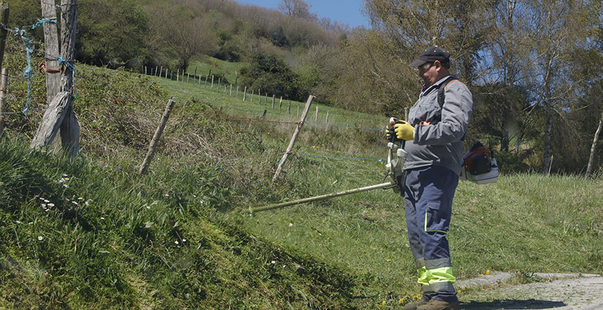 Santiurde de Reinosa refuerza el empleo local y los servicios municipales con una inversi�n de 49.600 euros