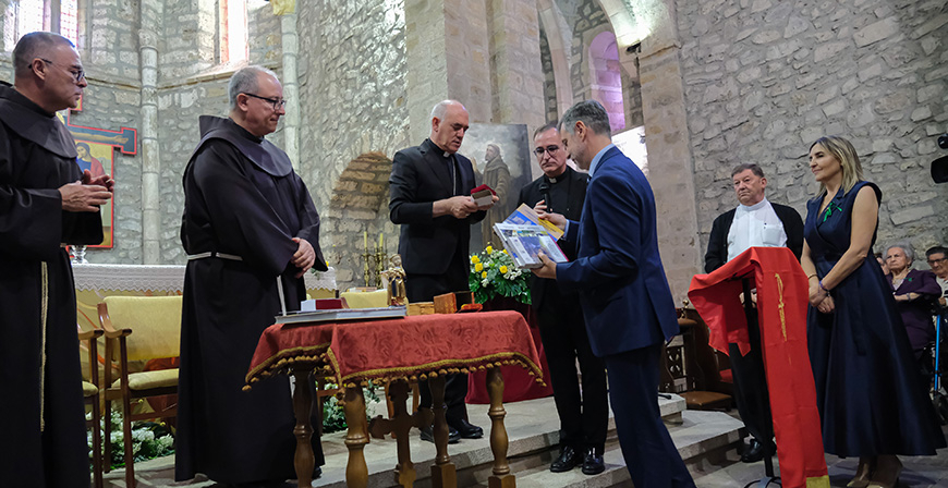 El Santo Sepulcro de Jerusal�n y Santo Toribio celebran su hermanamiento