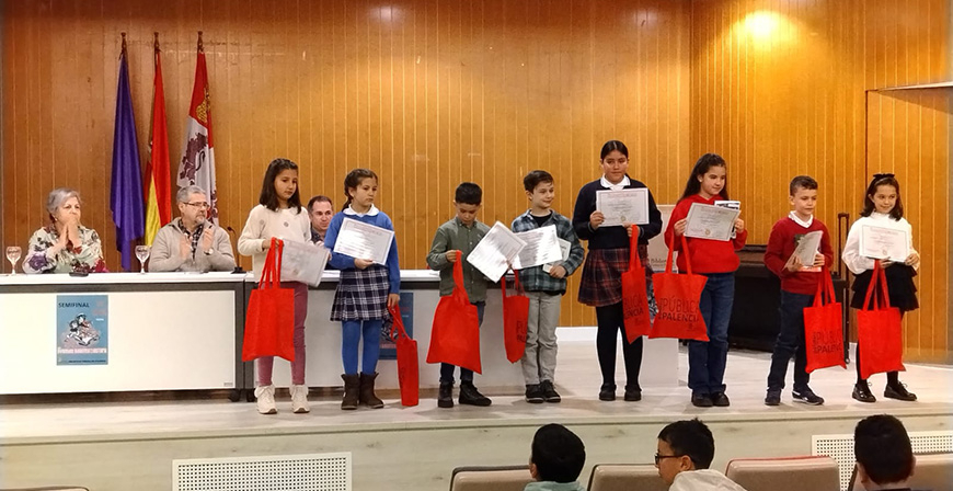 Sara Aparicio Prado, alumna del San Gregorio, ganadora de la fase provincial del concurso 'Pequeos gigantes de la lectura'