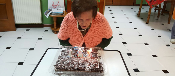 Sebastiana Gonzlez, la abuela de Campoo de Yuso, cumple 103 aos