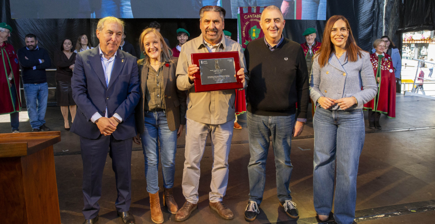 Sierra del Oso gana la Alquitara de Oro 2025