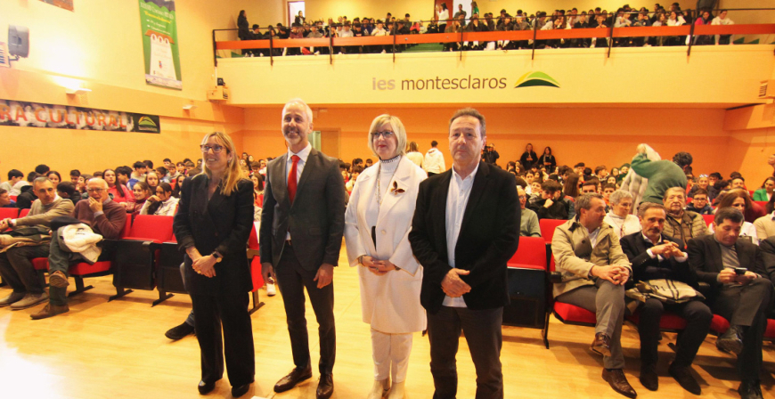 Silva destaca la Primavera Cultural del IES Montesclaros como ejemplo de apertura de los centros educativos al entorno y de fomento de la igualdad de oportunidades